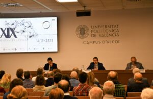 Toni Francés, Alcalde d'Alcoi, José E. Capilla, Rector de la UPV, i Pau Bernabeu, Director del Campus d'Alcoi.