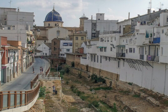 Rambla del Poio al seu pas per Chiva